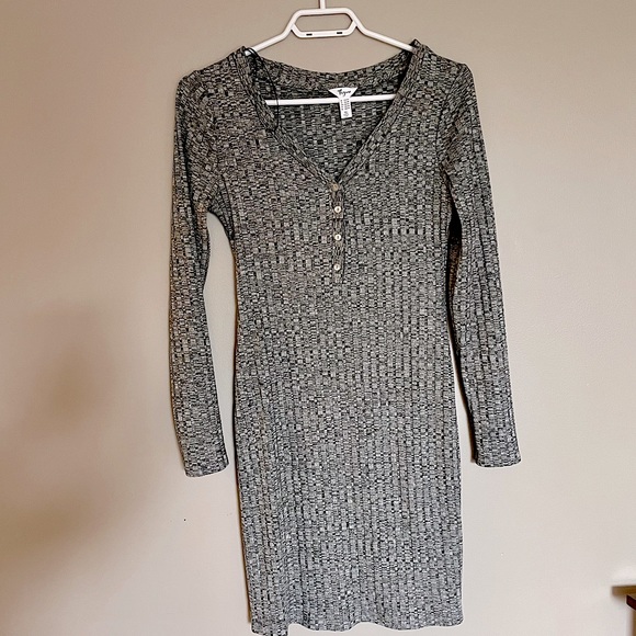 Grey Maternity/Nursing Dress - Picture 1 of 3